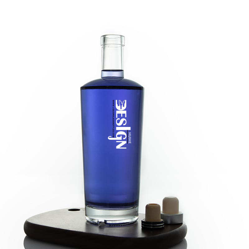 Runde Whiskyglas -Dekanter mit Korkenstopper